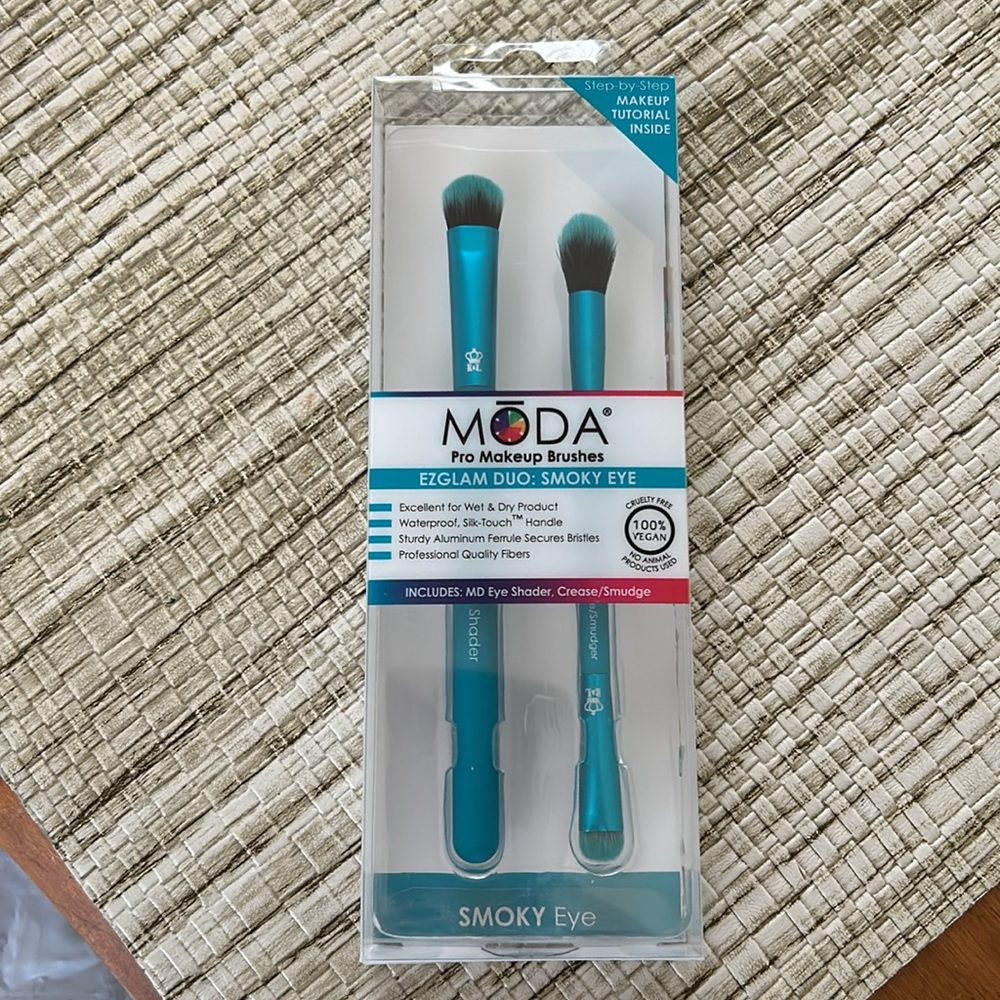 MODA pro makeup brushes ezglam duo: smoky eye